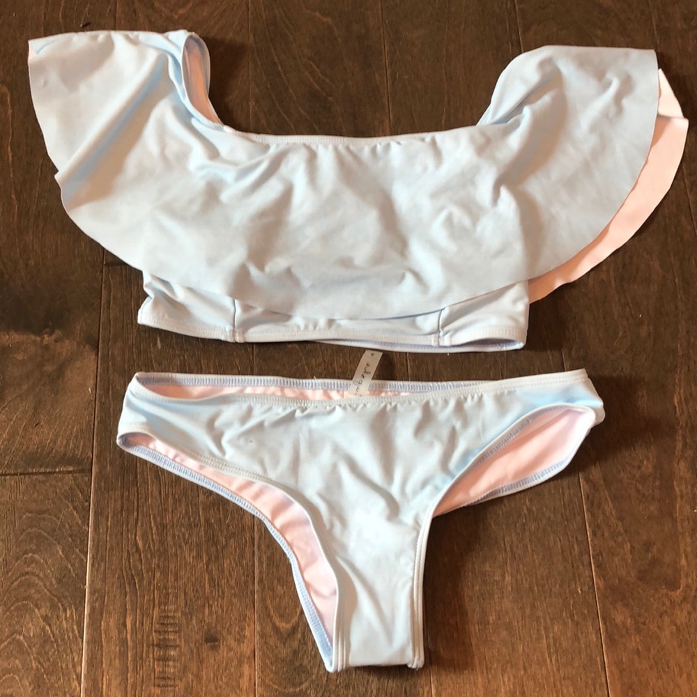 Cupshe bikini. Size small.
